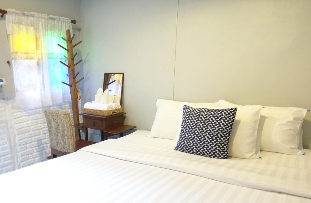 Stay With Me Guest House Чіангмай Номер фото